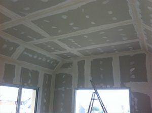 pose de plafond et de doublage